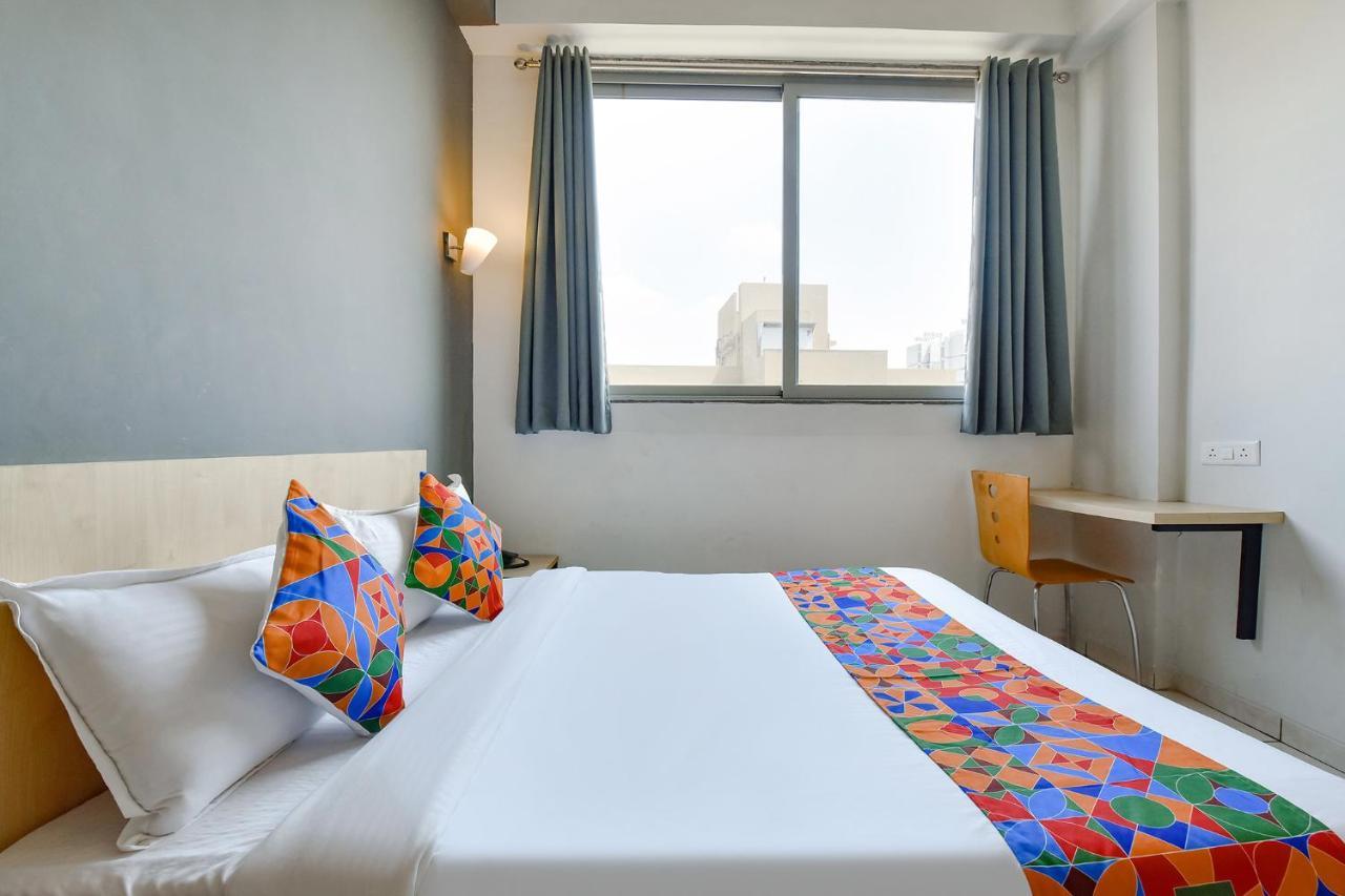 Fabhotel Kaviya - Bopal Ahmedabad Esterno foto